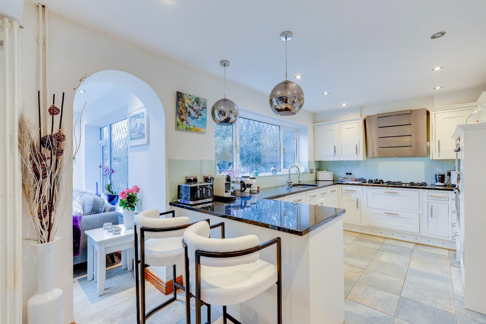 43 Highwalls Avenue, Dinas Powys, CF64 4AQ